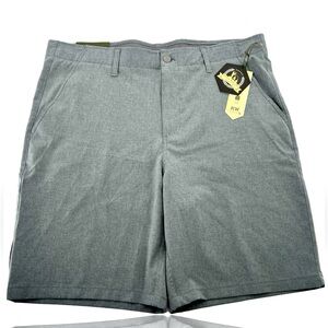 RORIE WHELAN - Men’s Golf Shorts - Size 38 with 9” Inseam